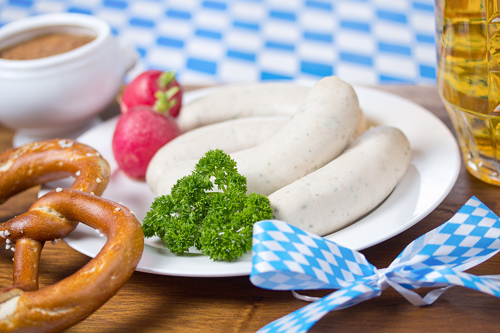 Bayerischer Weißwurst Salat